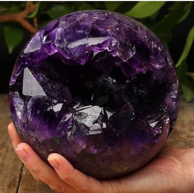 камни и минералы в магии