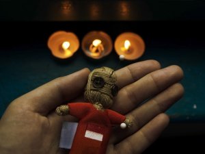 Как сделать любовный приворот на куклу Вуду Как сделать любовный приворот на куклу Вуду