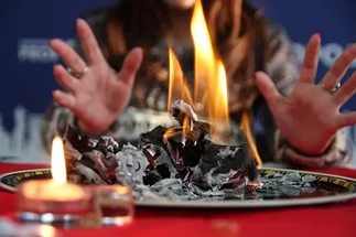  Гадание на сожжённой бумаге